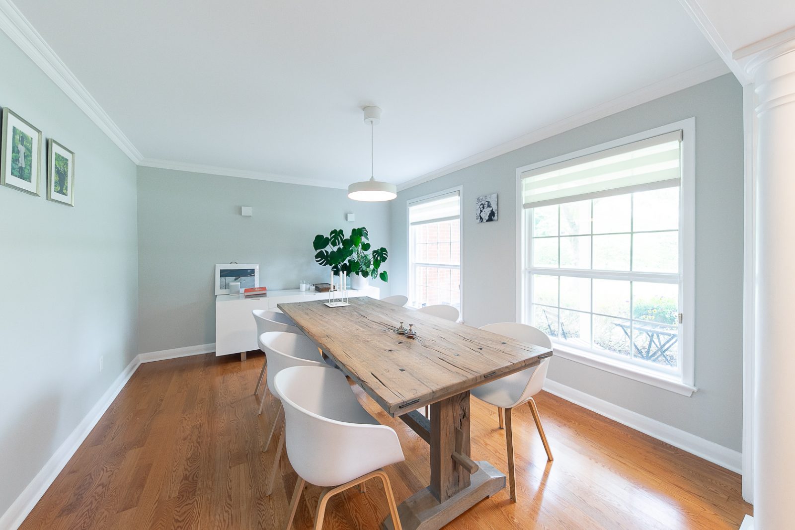 Formal dining room
