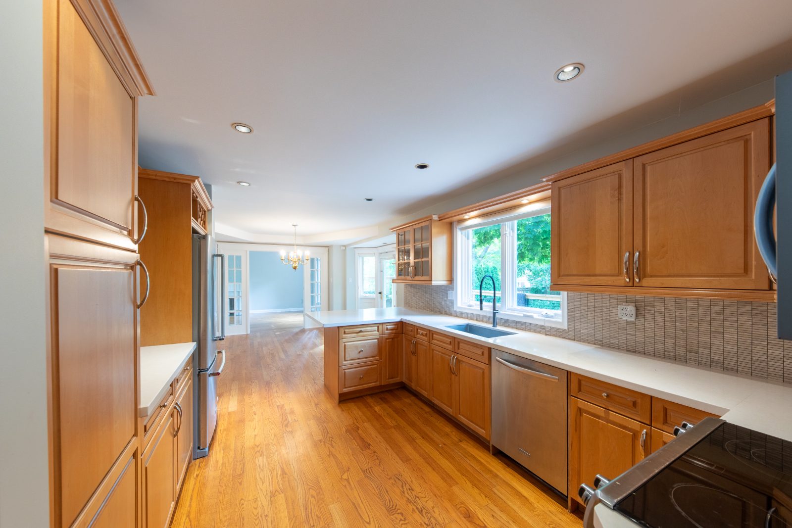Kitchen with breakfast area