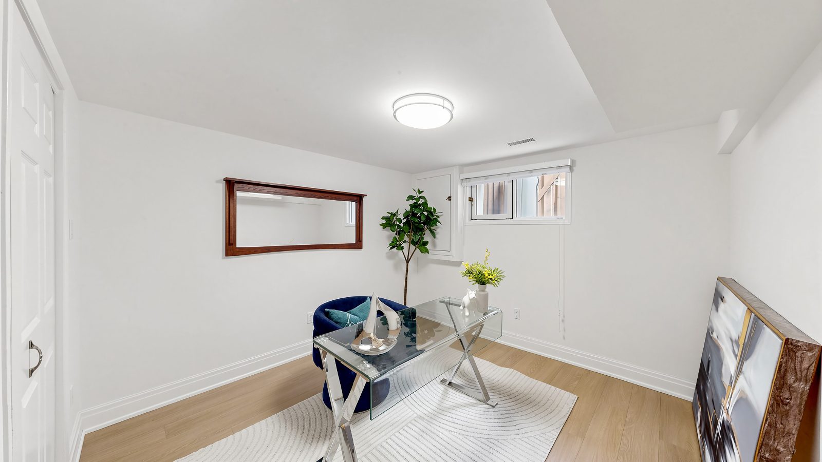 Basement bedroom / office