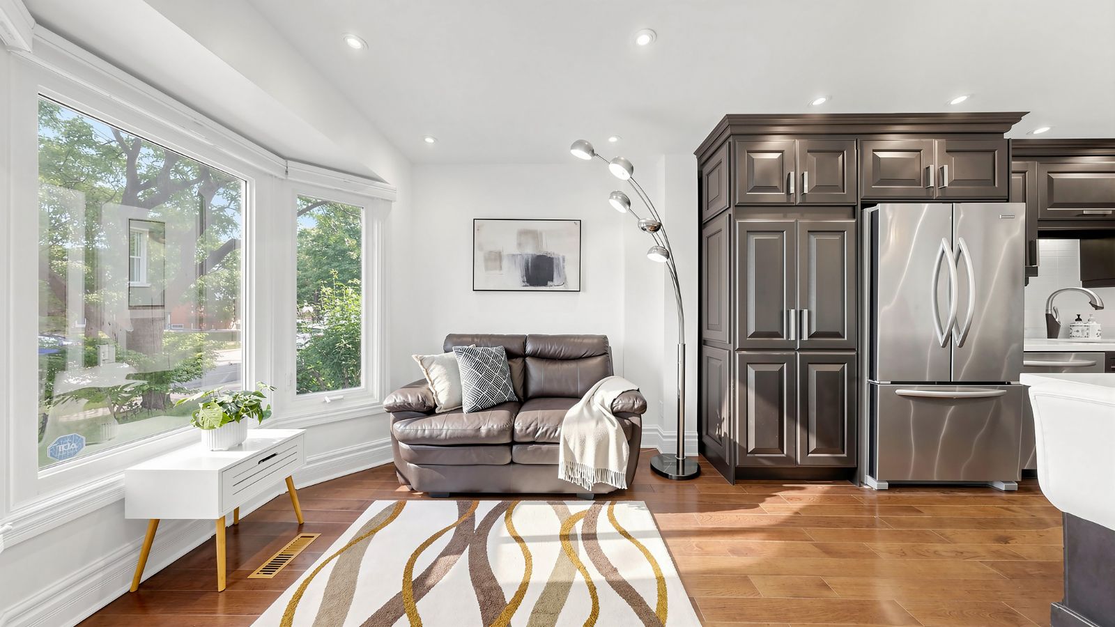 Bay-window seating