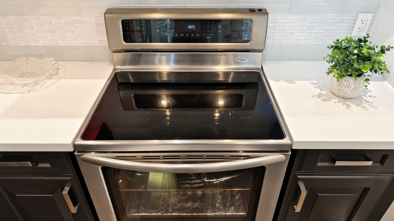 Cooktop detail