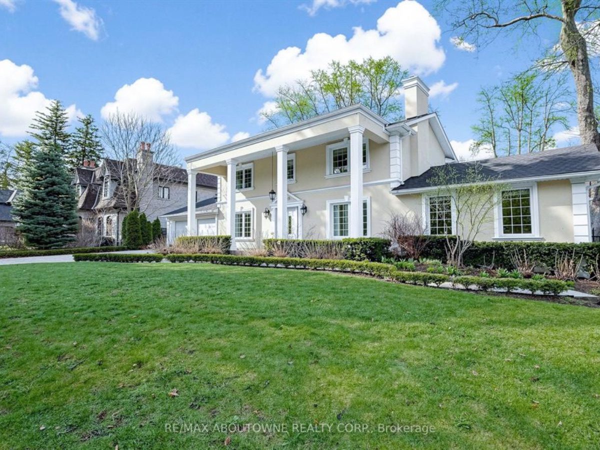 1316 Cambridge Drive