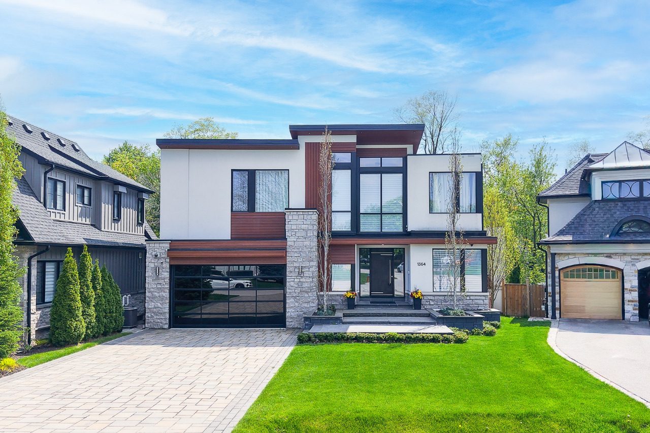 1364 Acton Crescent